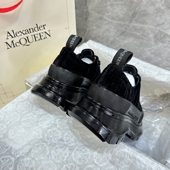 Alexander McQueen Women's Black Sneakers - Picture 5 of 8
